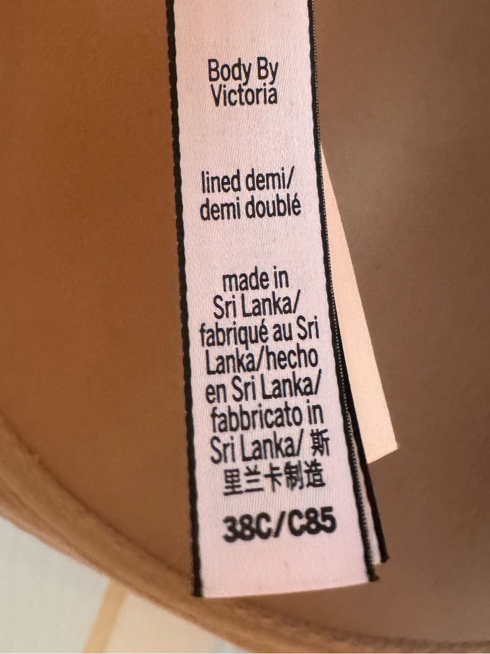 Victoria’s Secret Body by Victoria Demi Bra, 38C - Picture 8 of 10